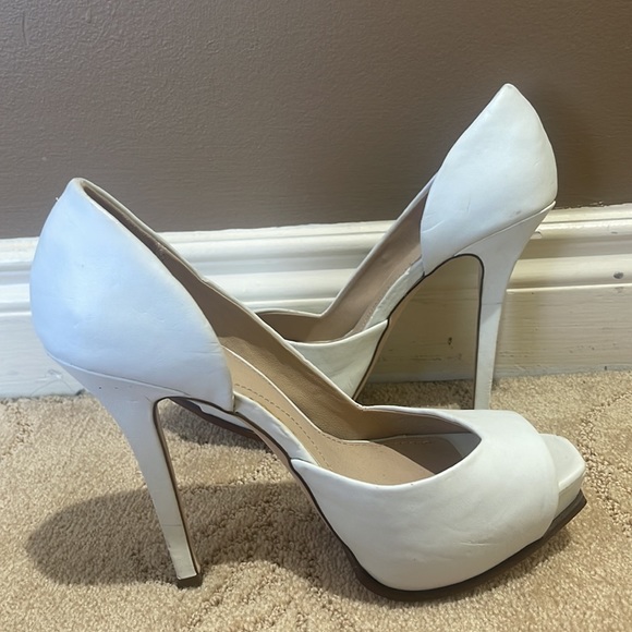 Zara White Heels - Picture 4 of 5